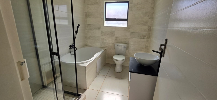 4 Bedroom Property for Sale in Buffelsfontein A H North West